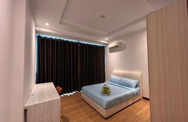 Nick's Homestay @Boulevard mall @ Imperial Suites