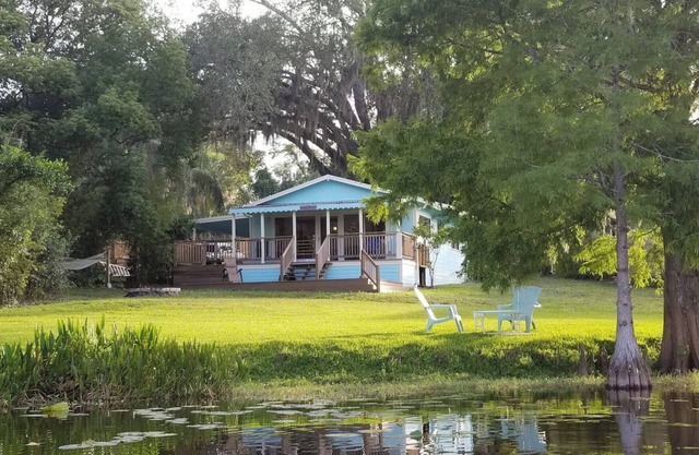 ~ Encanto privado ~ Lakefront Estate Cottage ~ Inicio de alquileres en septiembre de 2019