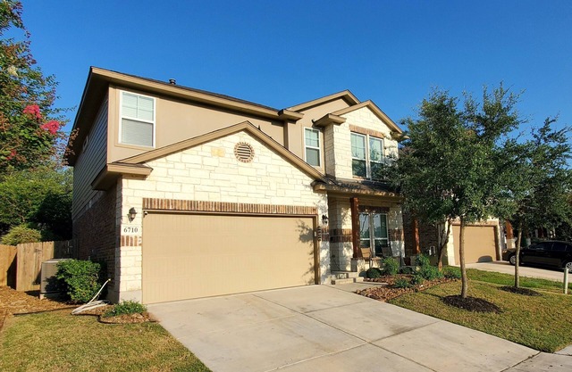 ¡La casa más limpia y acogedora de San Antonio, garantizada! SIN depósito de seguridad!