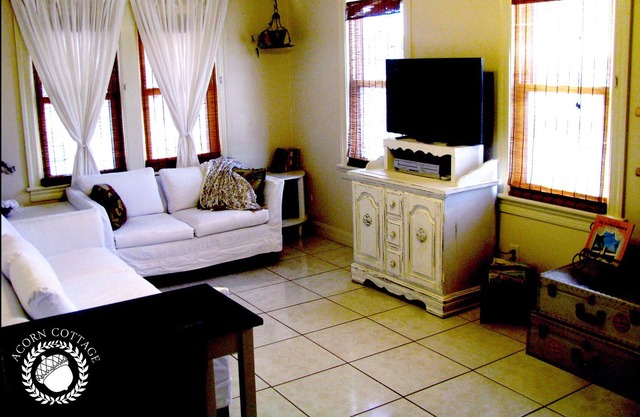 Acorn Cottage - Elegancia informal y mucho codo