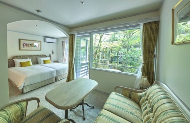 Nonsmoking 2bed suite with sauna 4 people Room only Age limit 10 years and over / Kitasakugun Nagano