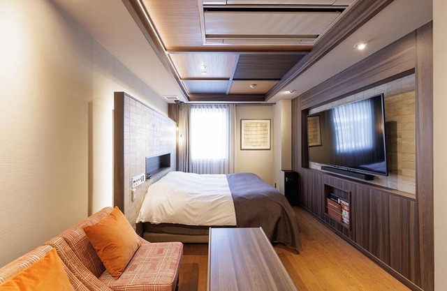 Nonsmoking King double room with bathtub / Hiroshima Hiroshima