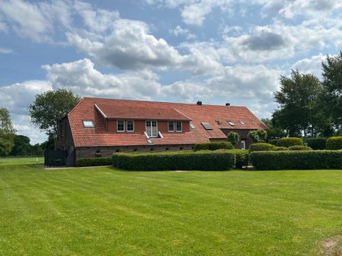 Nordsicht Lindenhof - Ruhe, Natur und Nordseeluft in Ostfriesland genießen