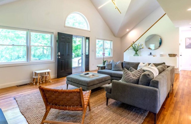 North Fork Wine Country Retreat