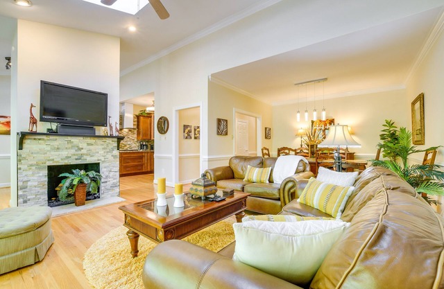 North Raleigh Vacation Rental ~ 8 Mi to Downtown!