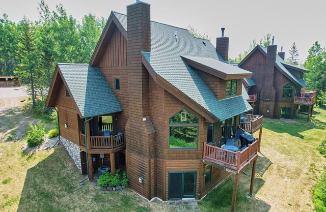 "North Shore Retreat" Lutsen 5 habitaciones / 4 baños (para 14) * Garantía de precio *