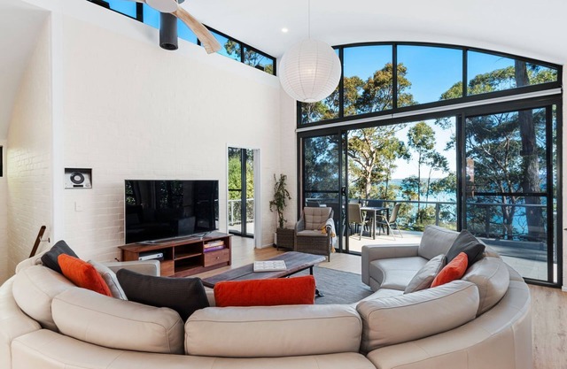 Northcove Road Clifftop Living