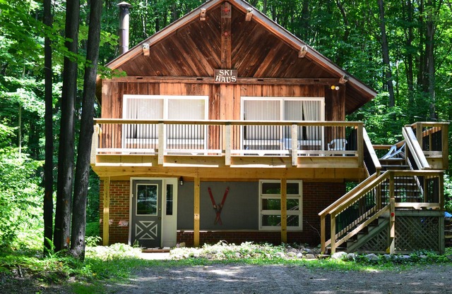 Northern Michigan Getaway: Gran ubicación para vacaciones al aire libre!