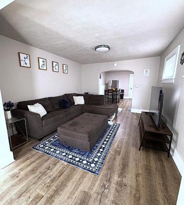 Notre Dame Area - 2BR 1BA with WiFi and Full Kitchen