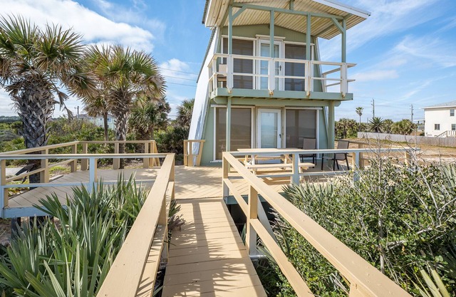 Oasis Beach House, 2 habitaciones, capacidad para 6, frente a la playa, HDTV, WiFi