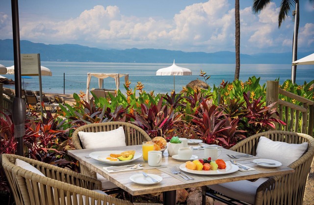 Ocean Breeze Marina Vallarta