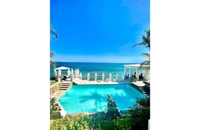 THALASSA - Luxury mediterranean villa (12ppl)