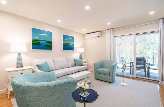 Ocean Edge Cape Cod 2 Bed 2 Bath, Golf & Free Resort Access - Brewster, MA