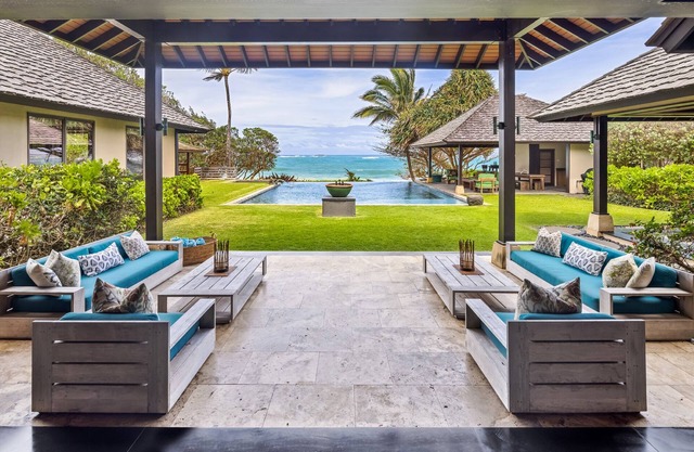 Ocean front Bali Villa w/ infinity pool to die for! 30 Day Rental - Pls Inquire