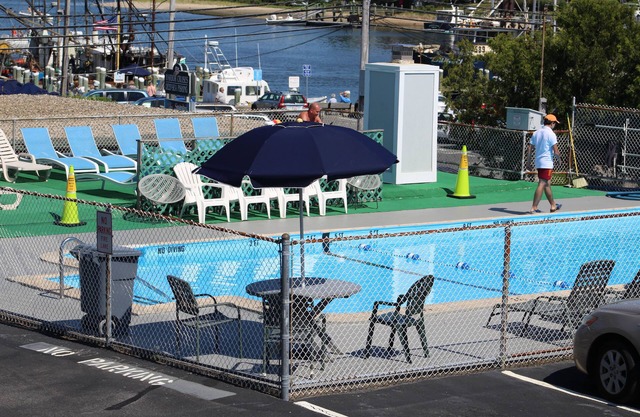 Ocean Street Inn on Hyannis Harbor