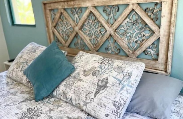 Ocean View at Aquatika Penthouse-Steps to Beach