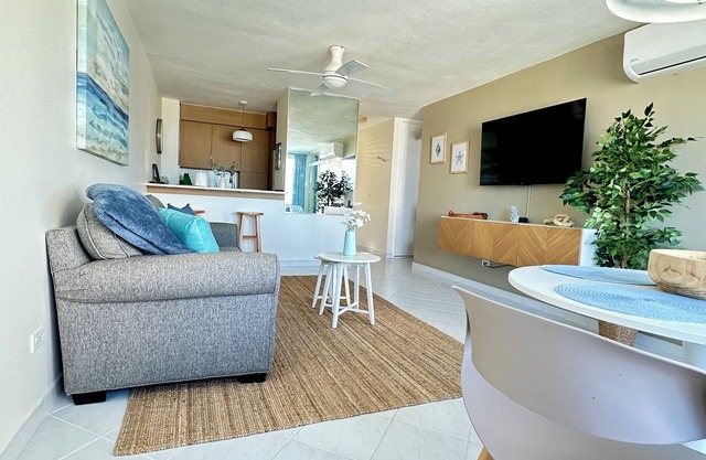 Ocean View, El Yunque Views, Power Station, Bad Bunny-40 min. away, Workstation