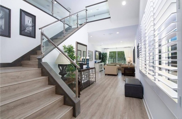 OCEAN VIEW AND OCEAN CLOSE