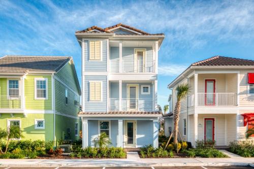 Ocean Waves Cottage Near Disney With Margaritaville Resort & Island H20 Waterpark Access - 2983La