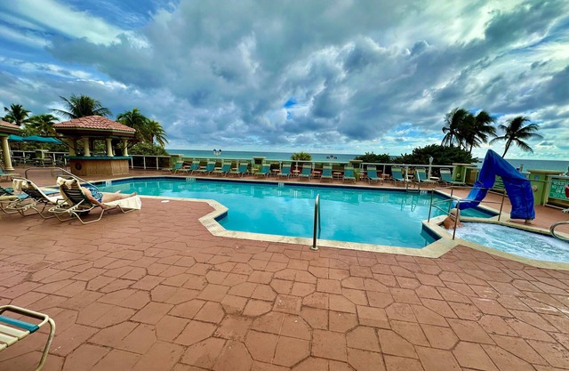 Hollywood Beach Tower Condo