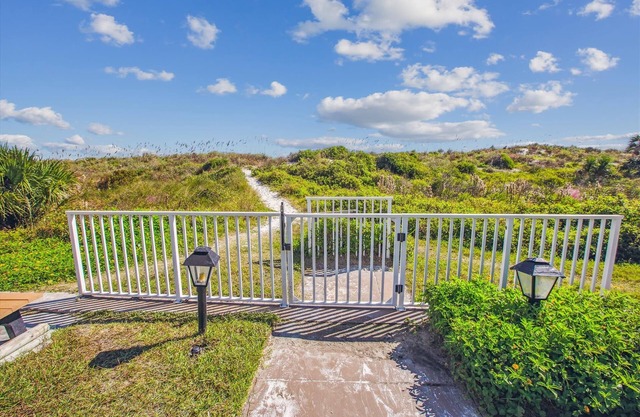 Oceanfront 3BR Condo: Gated, Breathtaking View