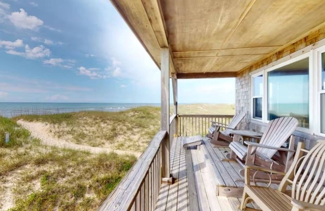 Oceanfront 4BR/3BA with Epic Views – Stay at Beach Please on Hatteras Island