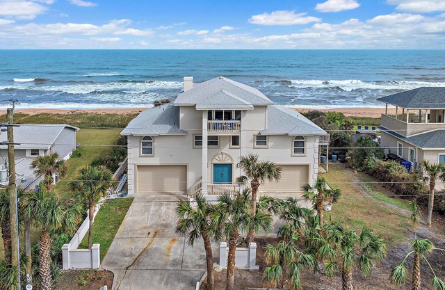 Oceanfront, Beach Access | Sunny Palms