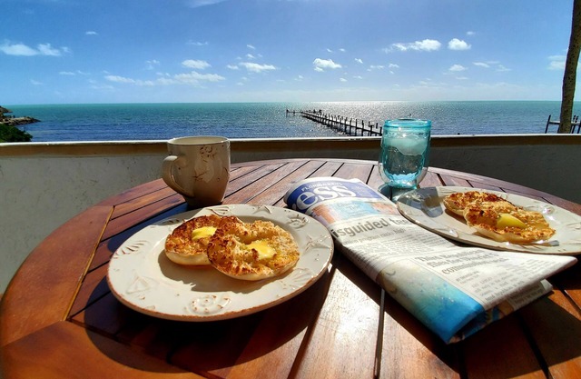 Condominio frente al mar en Islamorada, increíbles vistas del amanecer, ¡recientemente renovado en 2019!