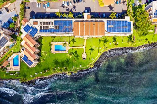 Oceanfront Condo with Central Location to Kihei & Lahaina