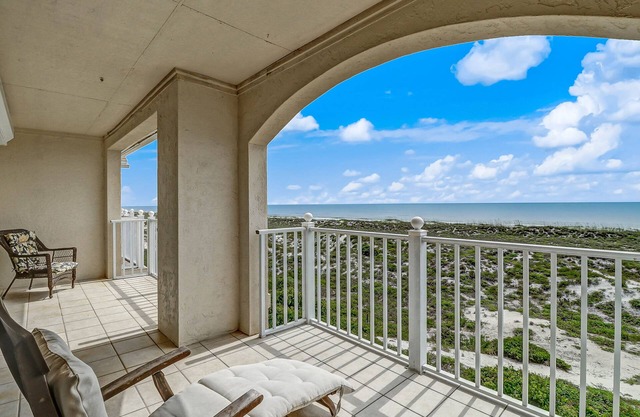 Oceanfront, gated community townhome with private W/D, beach & pool access