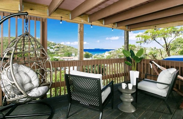 Town Walk, Beach Steps, Sea View