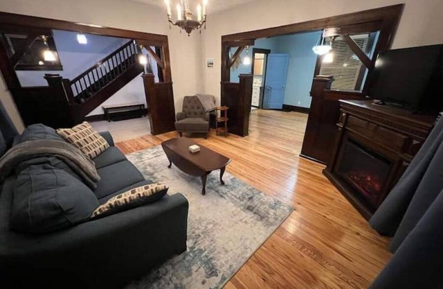 Off-street parking, family and pet friendly, fenced in yard, WiFi, self check-in