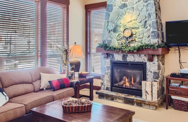 Okanagan - Stonegate Resort Unit C402