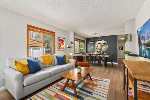 Old Town Basecamp 6 Blocks to Old Town Square