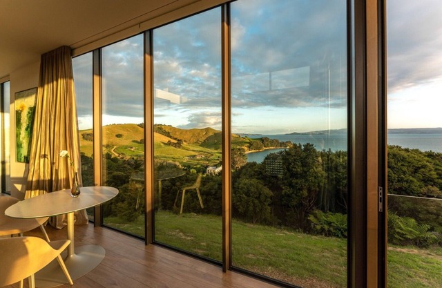 Omana Luxury Villa on Waiheke Island Four intimate villas with private beach