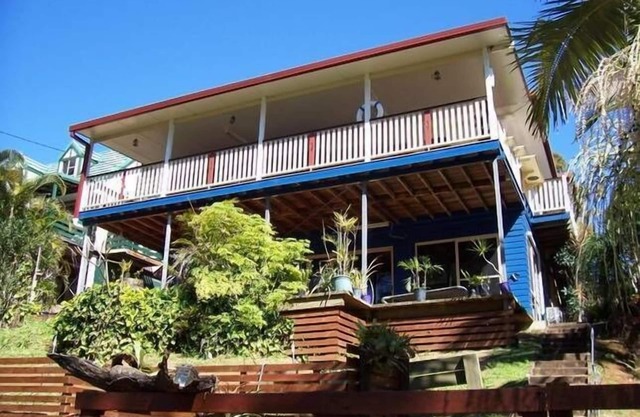 En Golden Sands - Macleay Island