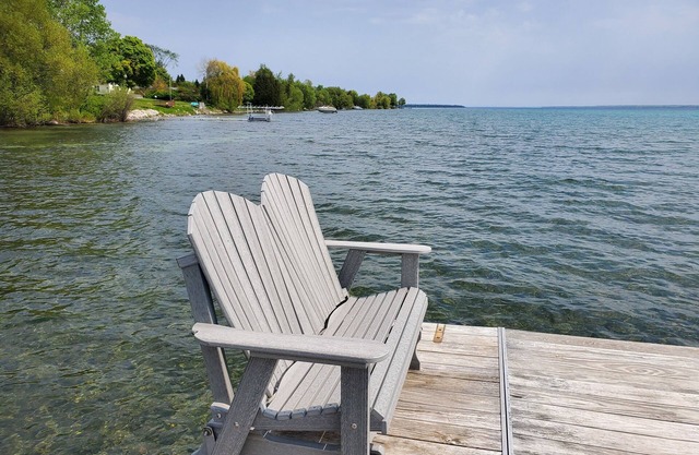 En West Grand Traverse Bay -Casa de transporte privada -Plazas 4