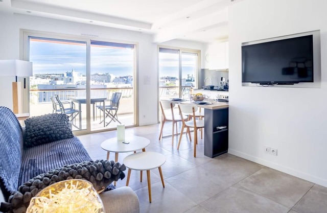 One BDRM flat A/C-Congress/Beaches by Olidesi