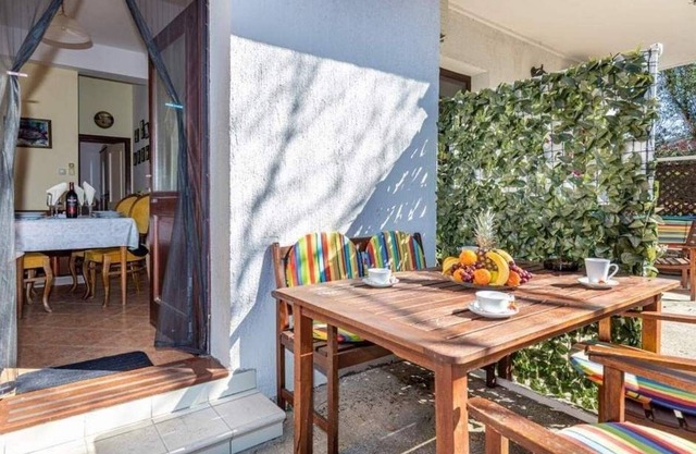 Apartamento de una habitación con una terraza Selce, Crikvenica (A-5477-b)