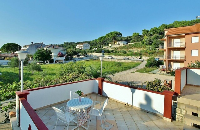 Apartamento de una habitación con terraza y vista al mar Kampor, Rab (A-5000-b)
