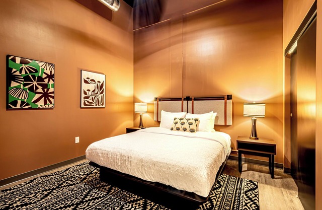 One Bedroom King with views of Lake Monona in the heart of downtown.