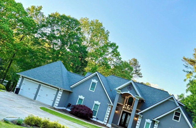 One of a kind Oasis at Lake Lanier