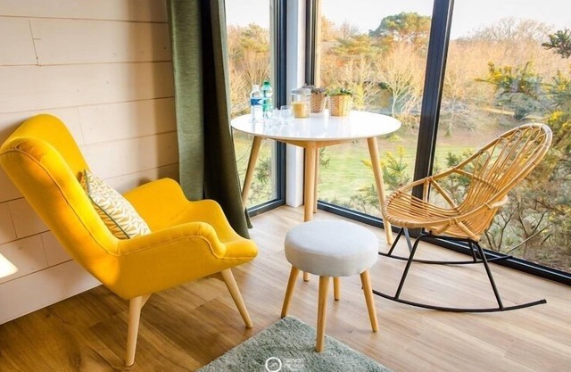 La Lumin'air-Cabaña de madera-Exclusivo-Baño en la habitacion-Vista al Parque