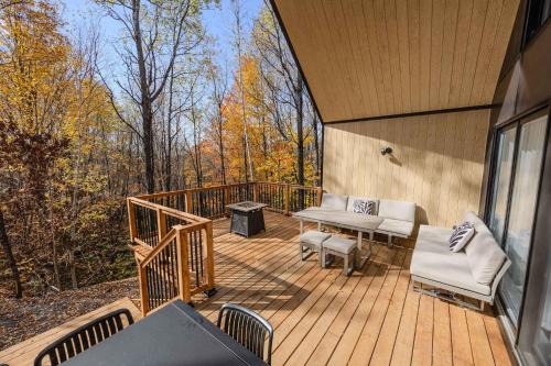 Onyx - Spa Fire Pit and Forest View - Domaine du Grand Portneuf