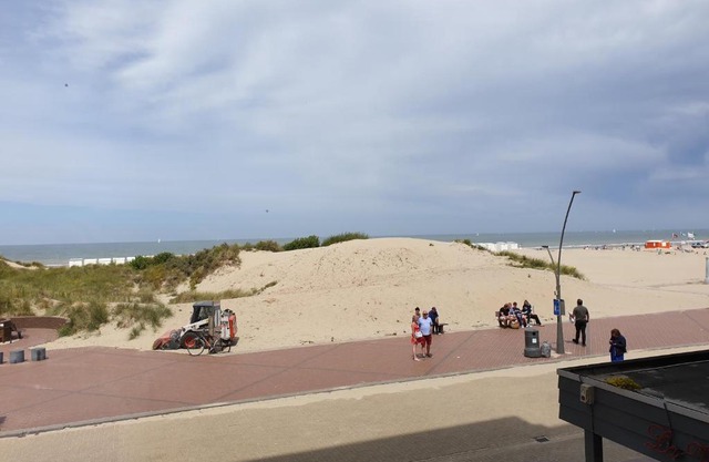Oostduinkerke - Appartement met zeezicht en 2 parkeerplaatsen
