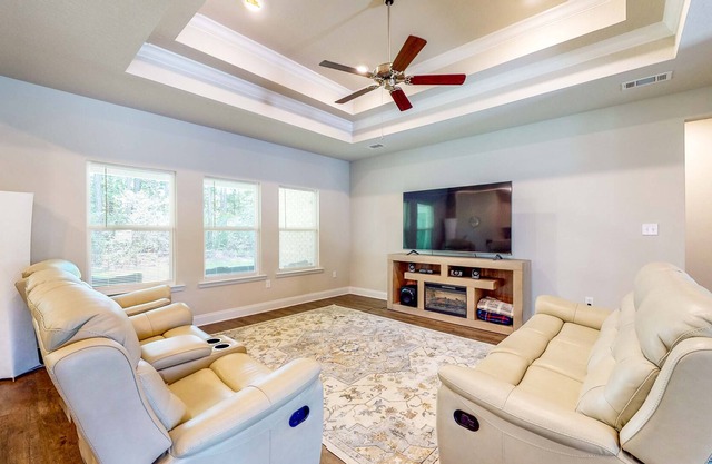 Open-Concept Home Near the Beach, Pool Access