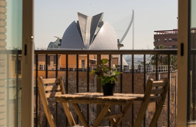 Opera Views. WiFi+Aire Acondicionado + balcon