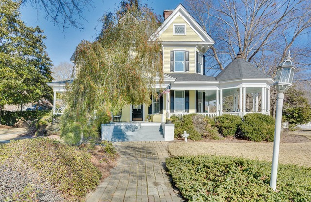 Opulent Home in Spring Hope w/ Pool & Hot Tub!