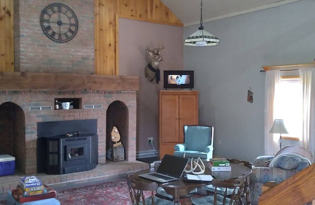 Retiro para parejas solteras con espacio de reunión para la familia. Mascota amigable.