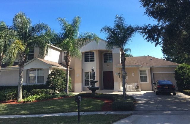 Orlando casa de lujo con ubicación central con piscina!